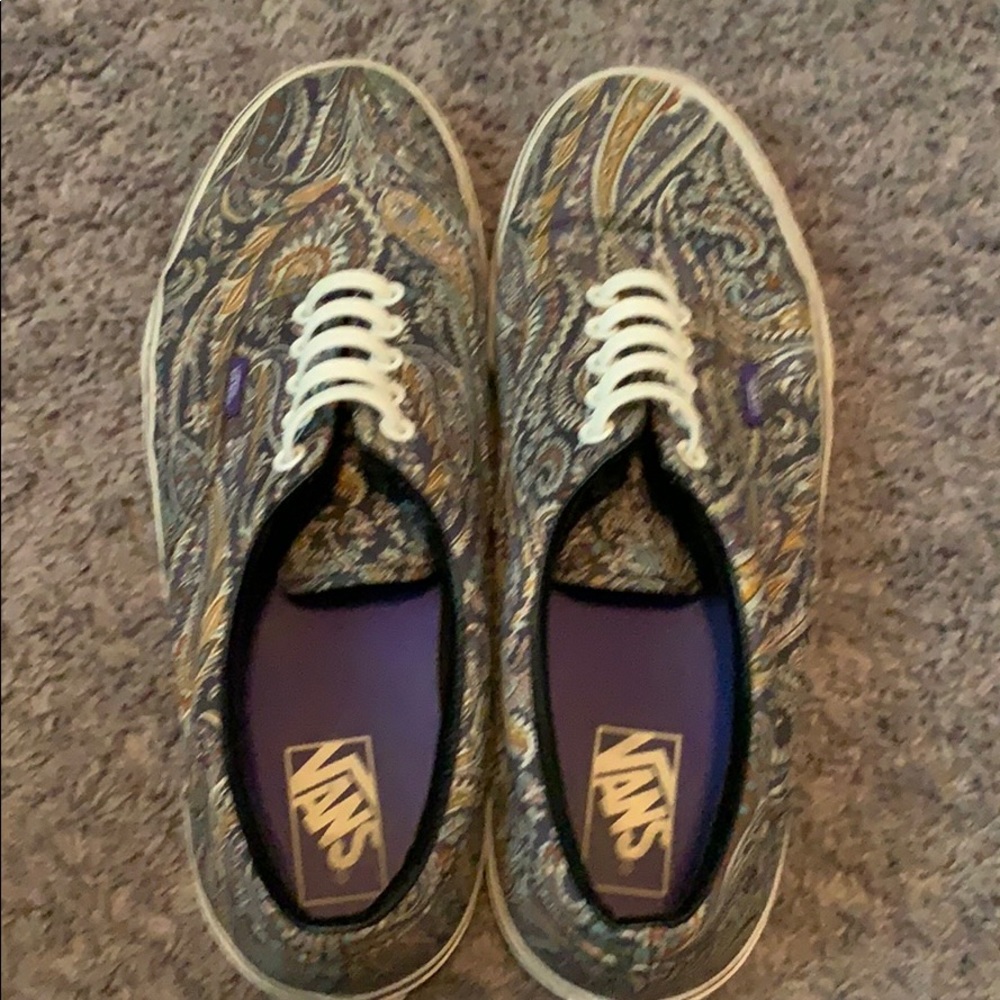 Vans paisley shoes